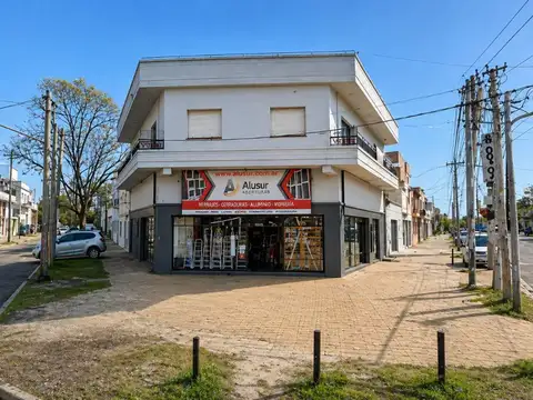 LOCAL COMERCIAL DE 115m² LANÚS OESTE