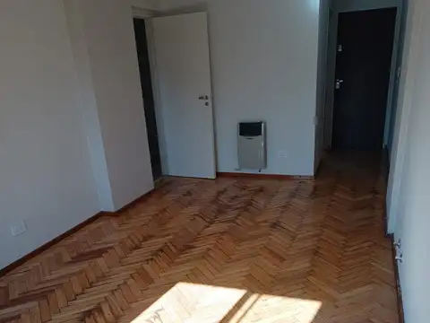 Entre Ríos 2000, Piso 2