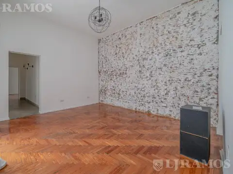 Depto Tipo Casa en Venta de 4 ambientes