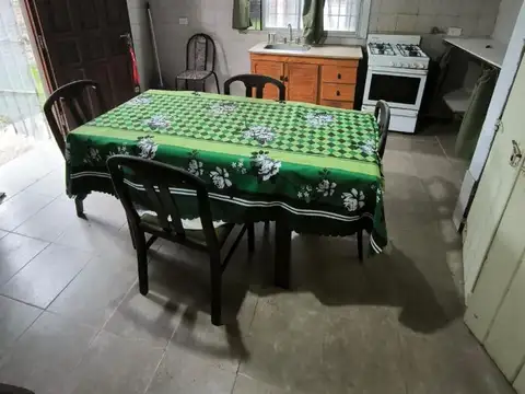 Depto Tipo Casa en Venta 40 años