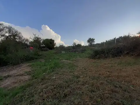 Terreno en Venta en Villa Parque Siquiman, USD 18.000