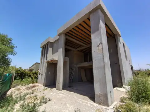 Casa en Venta en Russell, USD 170.000