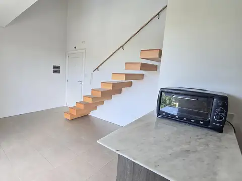 Departamento en Alquiler con 1 cocheras