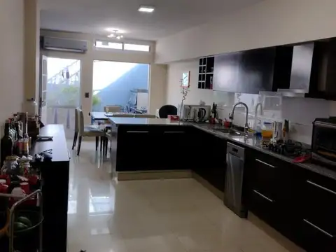 Casa en Venta en Ramos Mejía, USD 230.000