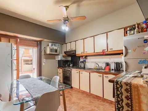 Depto Tipo Casa en Venta con 1 cocheras