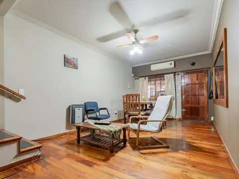 Depto Tipo Casa en Venta de 4 ambientes