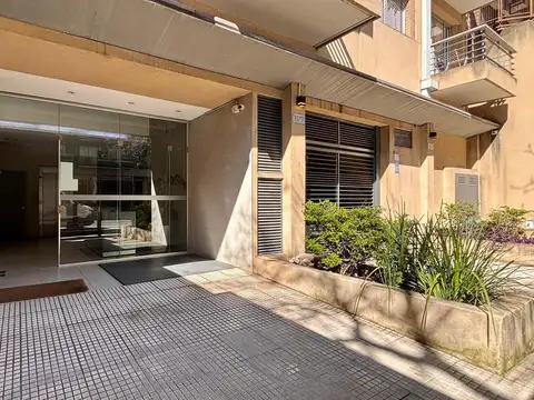 3 AMBIENTES VISTA ABIERTA SUM PARRILLA PISCINA IMPECABLE PARA ENTRAR A VIVIR