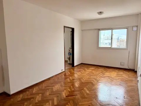 Av. Pellegrini al 1300