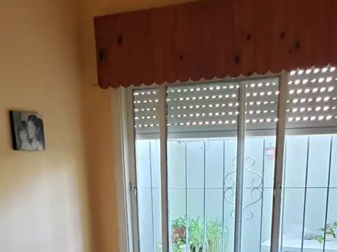 Depto Tipo Casa en Venta en Lomas De Zamora, USD 60.000