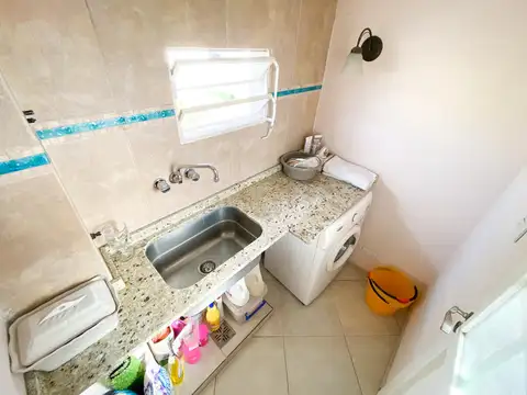Depto Tipo Casa en Venta en Villa Pueyrredon, USD 230.000