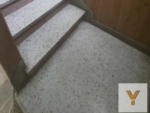 Casa 5 ambientes con 1 baño