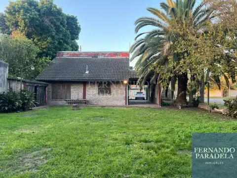 Casa en venta c/ cochera en Villa Gobernador Udaondo