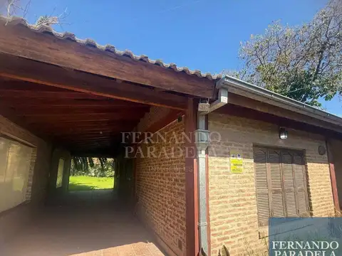 Casa en Venta con 2 cocheras