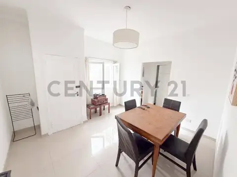 ALQUILER 24 MESES PH 3 AMBIENTES PRIMER PISO POR ESCALERA