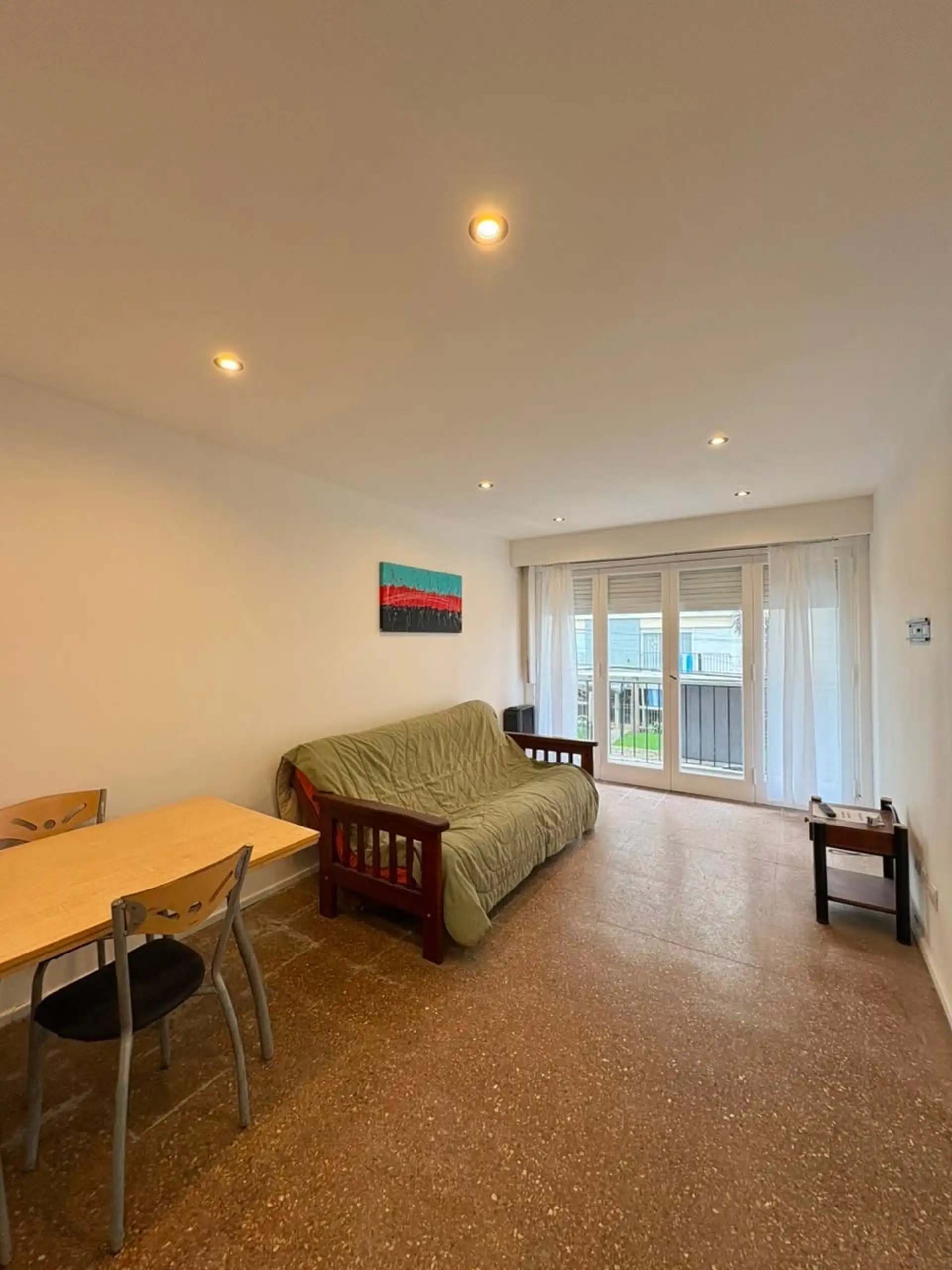 Venta Departamento 2 ambientes Externo. Zona Aldrey