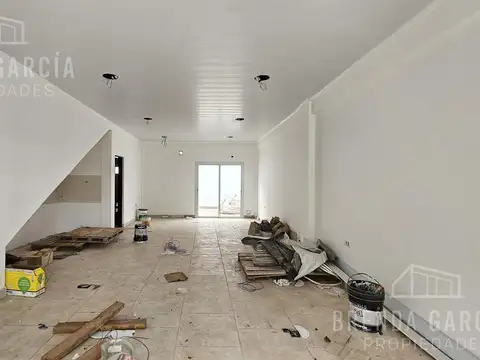 Local en Alquiler en Colon, $ 850.000