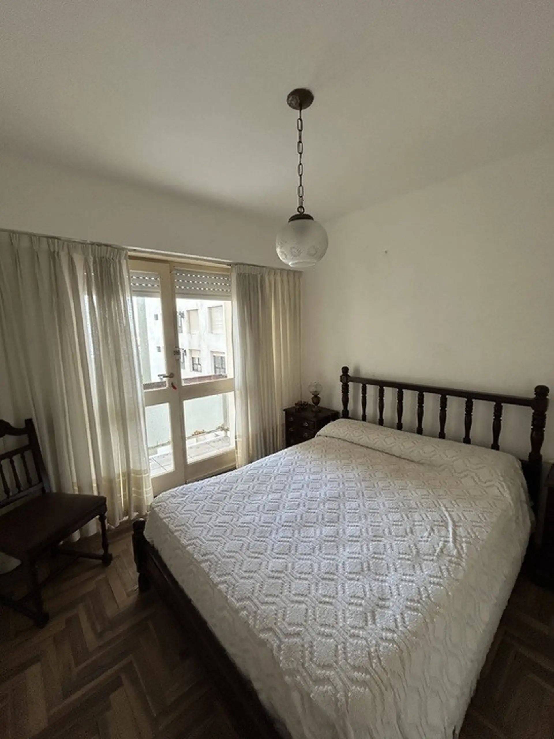 Departamento de 2 Ambientes con Balcón y Cochera – Excelente Ubicación