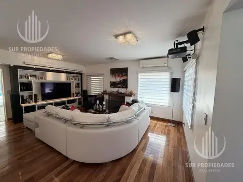 Hermosa casa en Solar del Bosque - Canning