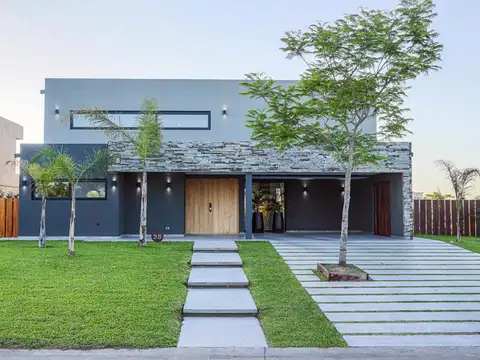 Casa - Puerto De Escobar