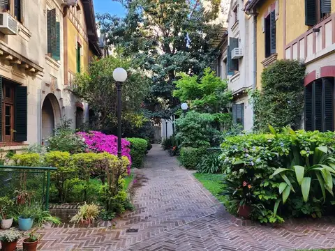 Av. Luis María Campos 1100