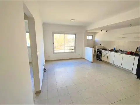 ALQUILER 2 AMBIENTES PILAR CENTRO MUY LUMINOSO