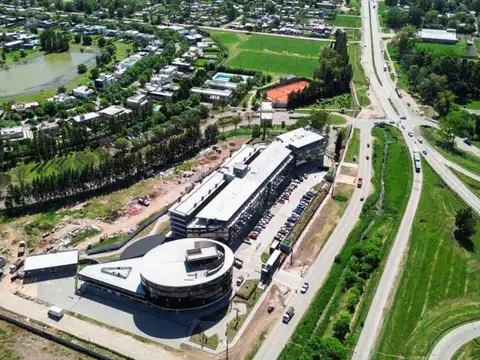 colectora acceso oeste 100