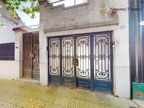 VENTA CASA MULTIFAMILIAR 10 AMBIENTES AMPLIA TERRAZA-GARAGE