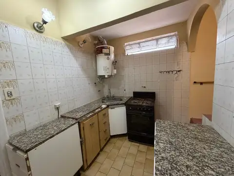 Depto Tipo Casa en Venta 60 años