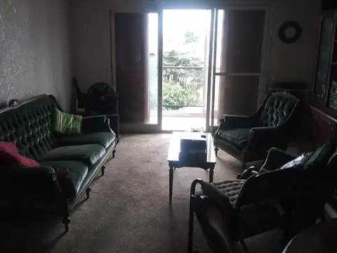 Vista Abierta y Luminoso dpto en VILLA URQUIZA