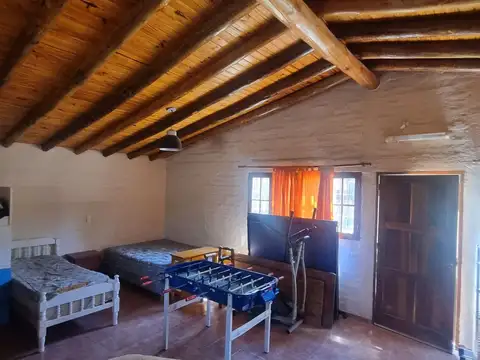 Casa 2 ambientes con 2 baños