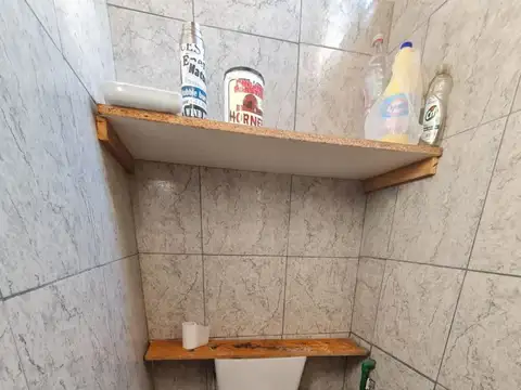 LOCAL IDEAL USO PROFESIONAL Y/O COMERCIAL .ALQUILER