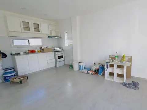 Depto Tipo Casa en Alquiler de 3 ambientes