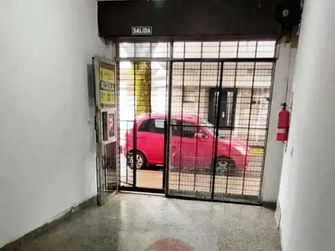 HERMOSO LOCAL EN BUENA ZONA COMERCIAL  OPORTUNIDAD 