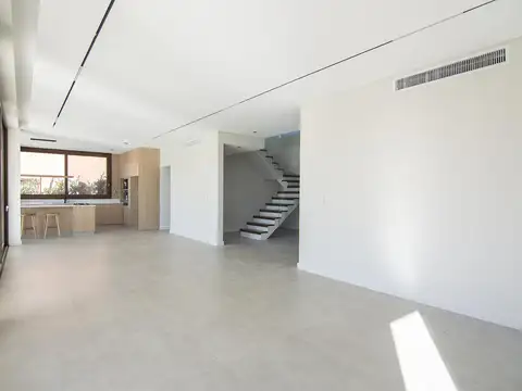 Casa de diseño con 5 suites a la laguna, a estrenar en Virazon, Nordelta