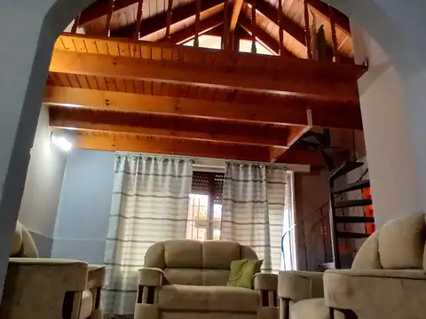 Depto Tipo Casa 3 ambientes con 1 baño