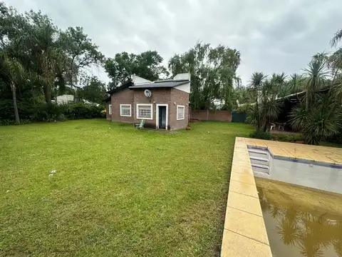 VENTA CASA FUNES JARDIN PILETA QUINCHO 3 DORMIS