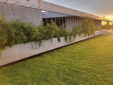 Terreno en Venta en Funes, USD 200.000