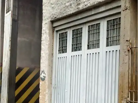 Liniers 2550 e/ Bosqueron e Isleta