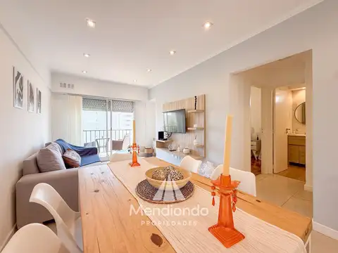 Depto 3 ambientes al frente con balcón 100% reciclado y AMOBLADO / Zona Aldrey