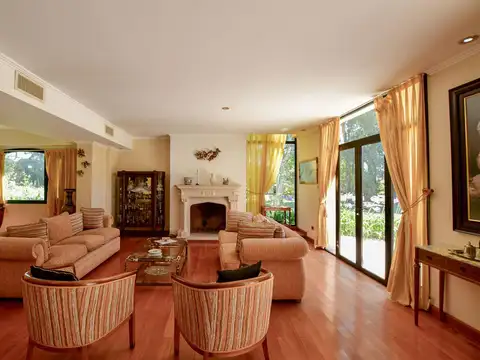Casa en Venta en Joaquin Gorina, USD 490.000