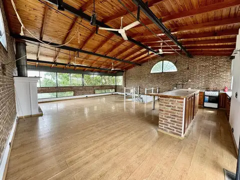 Rodriguez 3400 - Casa de tres plantas en Jorge Cura