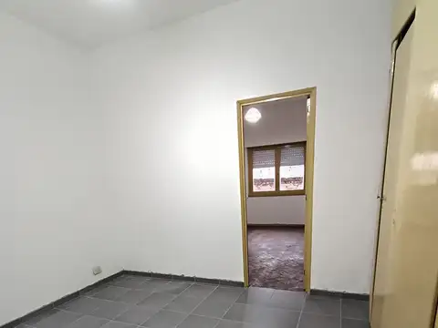 MUY LINDO DEPTO. 2 AMBIENTES EN LA CALLE LA RIOJA AL 400, BALVANERA