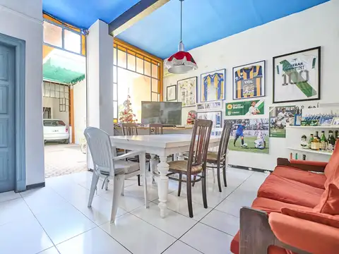 Casa 4 ambientes con 1 baño