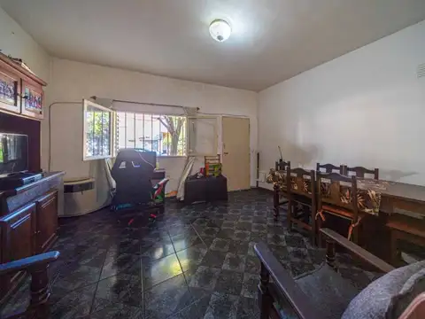 Depto Tipo Casa en Venta de 2 ambientes