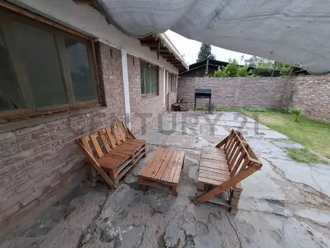 Jesus Nazareno , Piso 0