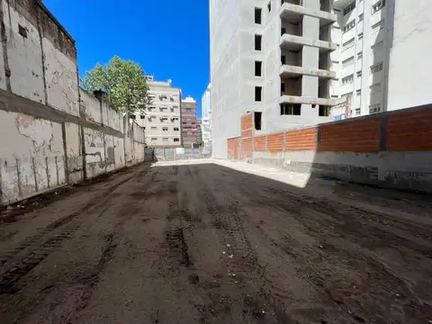 ALQUILER LOTE PARA COCHERAS ZONA LA PERLA