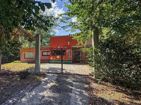 CASA 4 AMBIENTES EN EL TEJADO