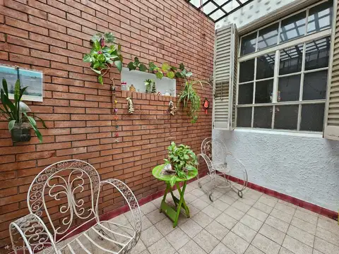 Depto Tipo Casa en Alquiler en Parque Rivadavia, $ 1.200.000