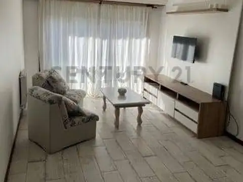 AVENIDA PEDRO LURO Y SANTIAGO DEL ESTERO 7600, Piso 0