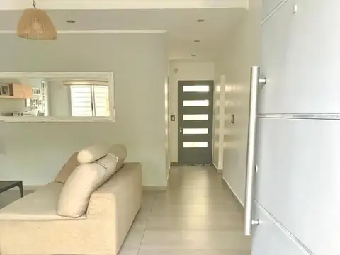 Casa Moderna,2 dormitorios 2 patios, terraza, opción cochera